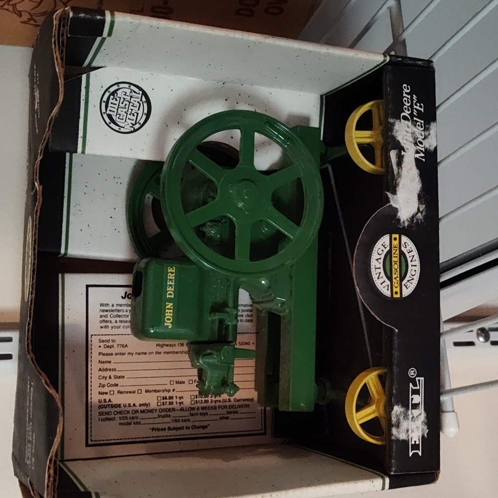 Ertl John Deere "Model E" Cast Model Replica